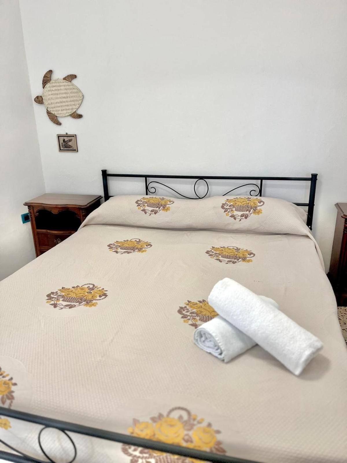 Rooms For Rent Livorno-Center Eksteriør bilde