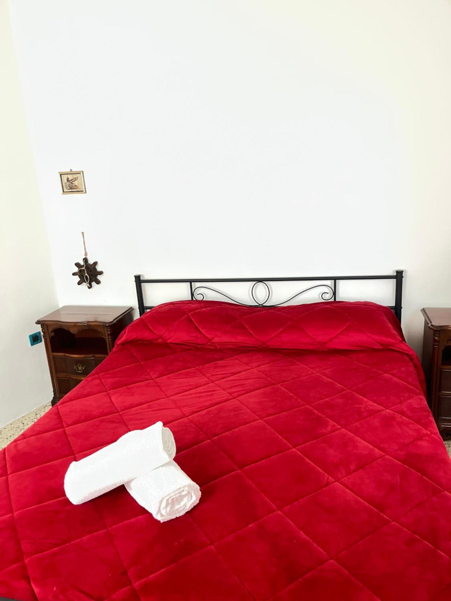 Rooms For Rent Livorno-Center Eksteriør bilde